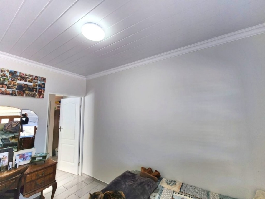 2 Bedroom Property for Sale in Dana Bay Western Cape